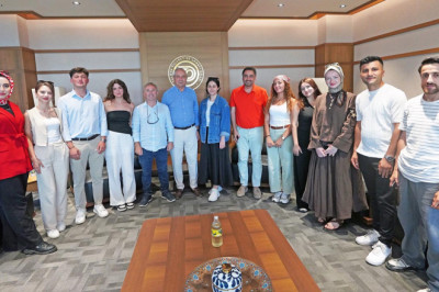 Avrupa Yolcusu Gençlerden YTSO’ya Ziyaret