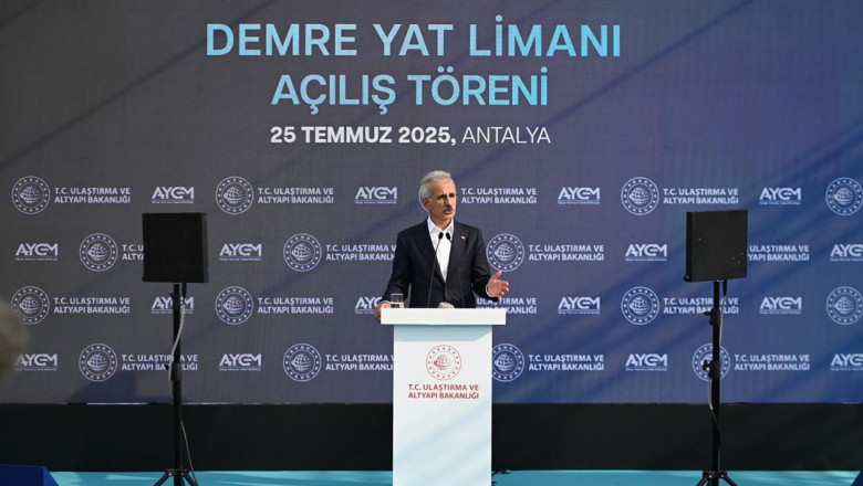 Bakan Uraloğlu: "Türkiye'yi Uluslararası Yat Turizminin Vazgeçilmez Destinasyonu Haline Getirdik"