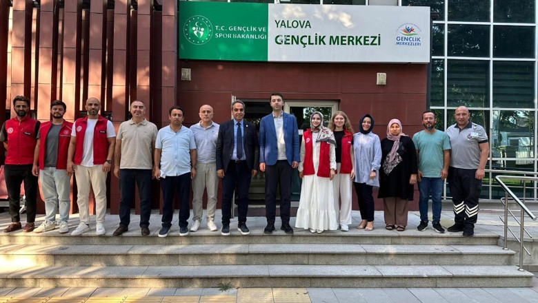 Gençlik Hizmetleri Genel Müdürü Yalova’daydı