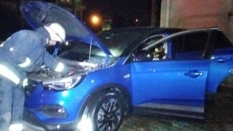 Vergi Dairesi Otoparkında Araç Kundaklandı