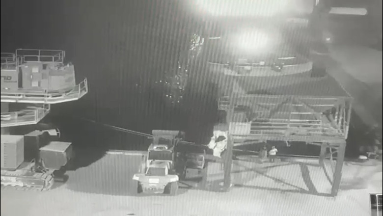 Tutuklanan Kaptanın Limanda Gemisini İncelerken Görüntüleri Ortaya Çıktı