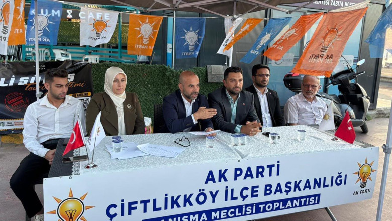AK Parti Yalova Teşkilatı, Çiftlikköy’de Toplandı