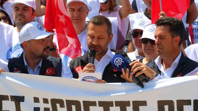 Memurlar 18 Ağustos’ta İş Bırakıyor!