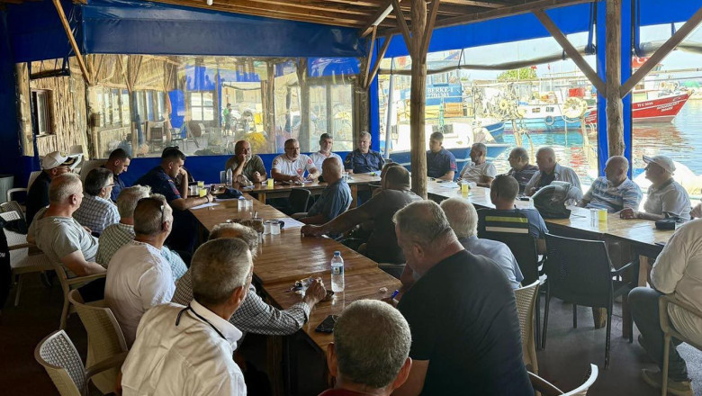 Balıkçılara Av Sezonu Öncesi Bilgilendirme Toplantıları Düzenlendi