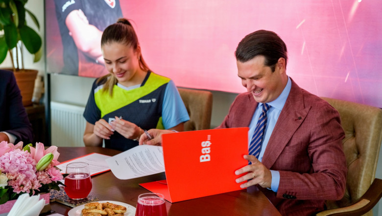 Baş Group, Milli Masa Tenisi Sporcumuz Ece Haraç’a Sponsor Oldu