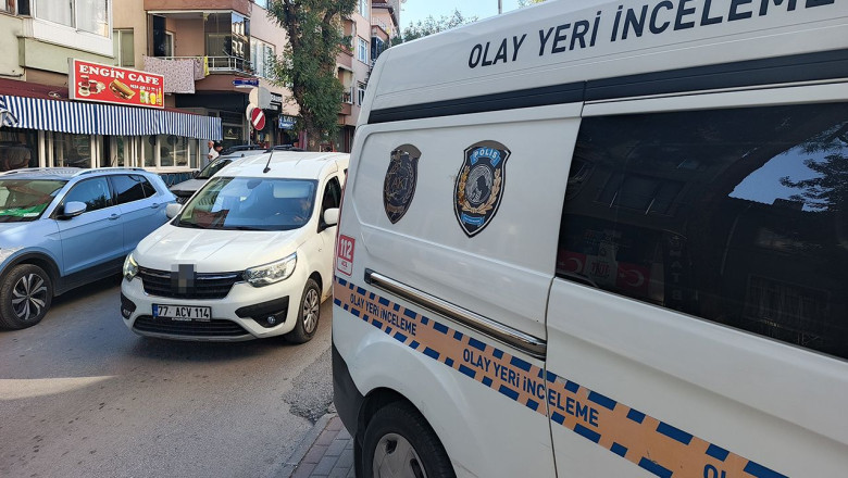 Silahlı Kavgada 2 İş Yerine Kurşunlar İsabet Etti