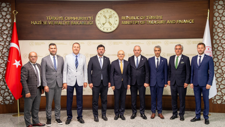 YTSO Heyetinden Hazine ve Maliye Bakanı Mehmet Şimşek’e Ziyaret