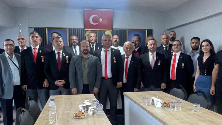 Anahtar Parti Yalova İl Başkanı Hüseyin Özdemir’e Anlamlı Ziyaret