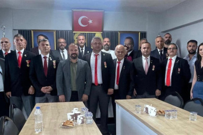 Anahtar Parti Yalova İl Başkanı Hüseyin Özdemir’e Anlamlı Ziyaret