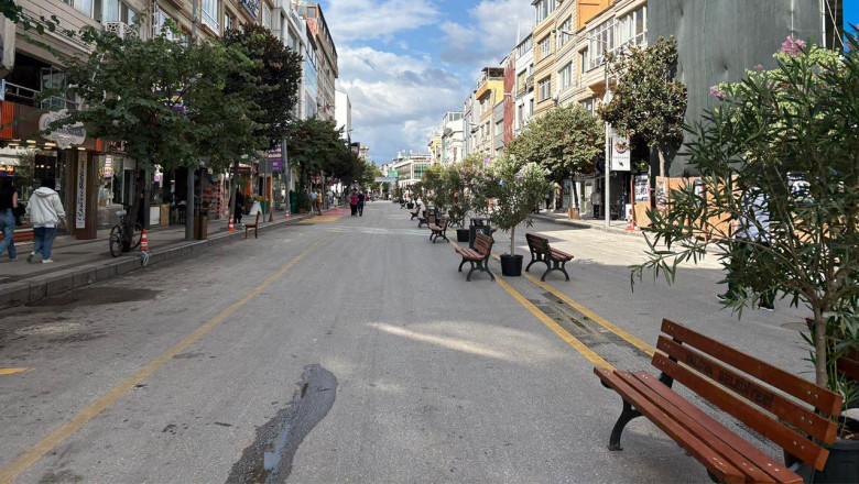 Yalova Halkı, Yayalaştırmadan “Memnunum” Dedi