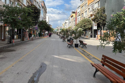 Yalova Halkı, Yayalaştırmadan “Memnunum” Dedi