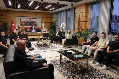 Altınova’da “Mahallede Gençiz” Programı Coşkusu