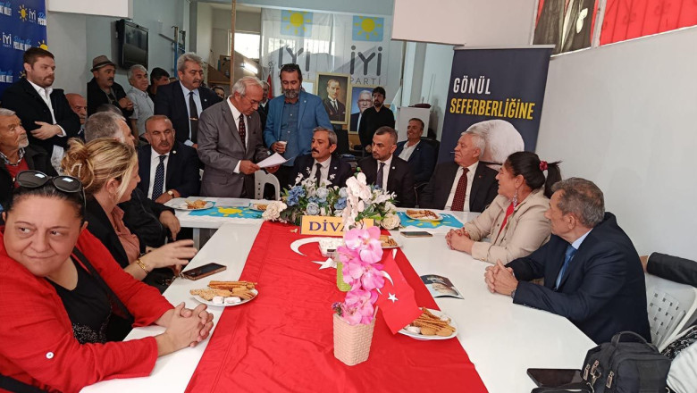 İYİ Parti, Çınarcık ve Çiftlikköy İlçe Kongrelerini Gerçekleştirdi!