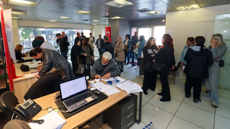 Yalova Belediyesi İstihdam Ofisi Sayesinde Bugüne Kadar 434 Kişi İş Sahibi Oldu