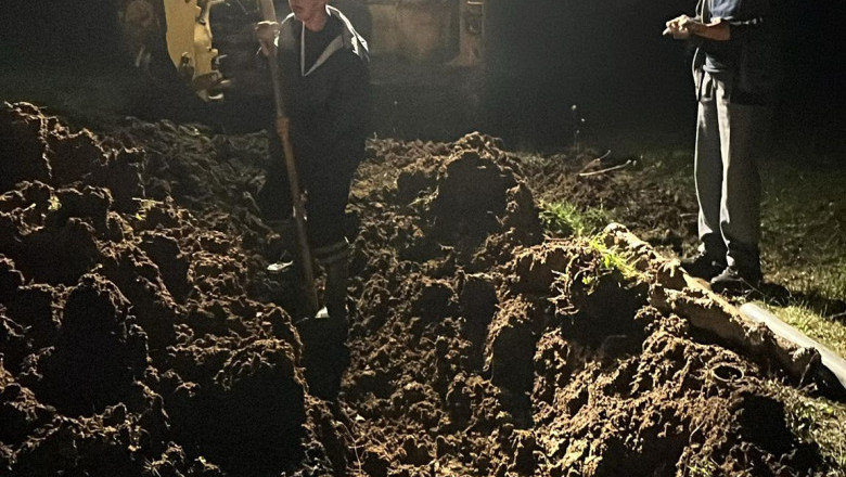 Ayazma Köyü'nde Su Hattı Arızasına Gece Yarısı Müdahale!