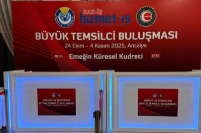 Yalova Belediyesi Temsilcileri Hizmet-İş Antalya Büyük Buluşmasında