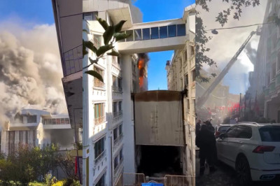 Yalova'da Korkutan Otel Yangını