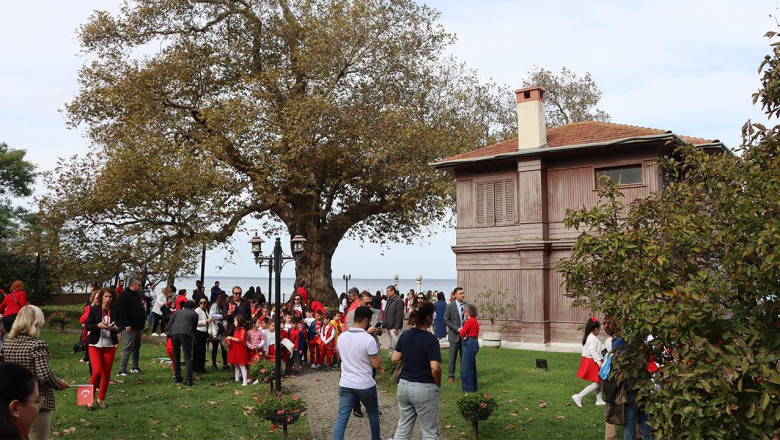 Cumhuriyet Bayramı’nda Yürüyen Köşk’e Yoğun İlgi