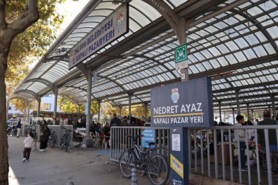 Pazar Esnafı Eski Yerine Dönmek İstiyor!