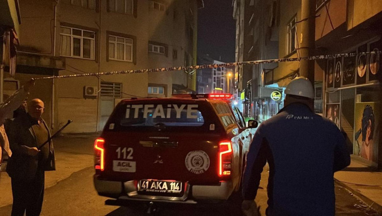 SON DAKİKA | Gebze’de yıkılan binanın yakınındaki bir binada çatlaklar oluştu