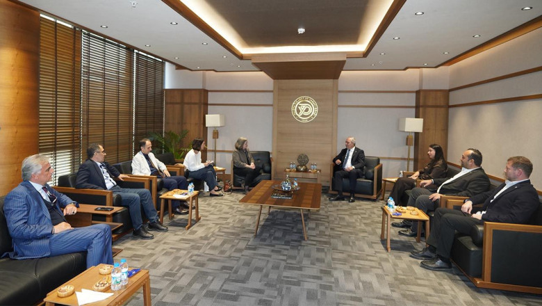 Almanya İstanbul Başkonsolosu Dr. Regine Grienberger YTSO’yu Ziyaret Etti