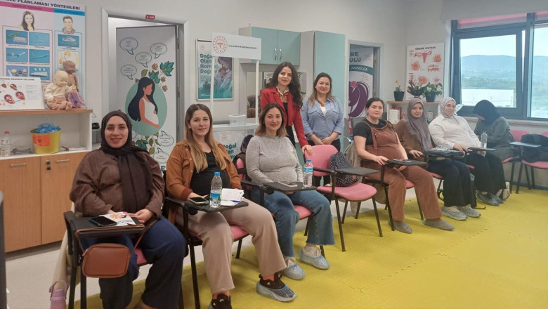 Yalova Eğitim ve Araştırma Hastanesi’nde Gebe Okulu Eğitiminin 3. Turu Tamamlandı