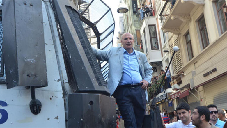 Mahmut Tanal Yalova’ya Geliyor!