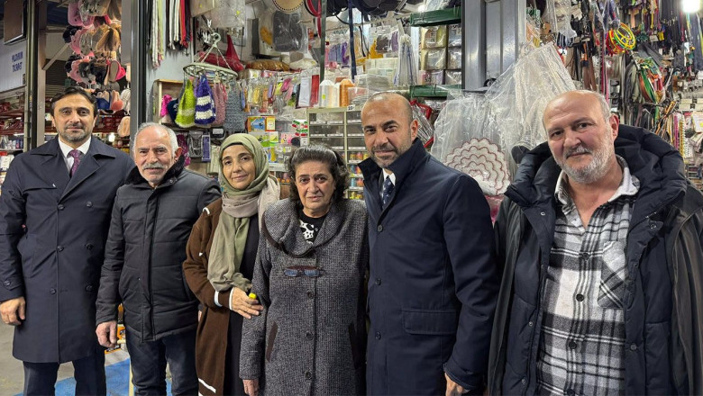 AK Parti Yalova Teşkilatından Kapalı Pazaryeri Esnafına Ziyaret