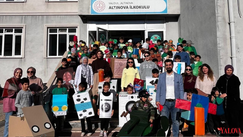 Miniklerden Yerli Üretim Defilesi Sosyal Medyayı Salladı