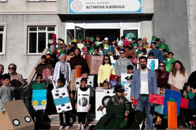 Miniklerden Yerli Üretim Defilesi Sosyal Medyayı Salladı