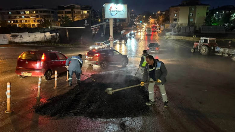 FEN İŞLERİ EKİBİNDEN GECE MESAİSİ