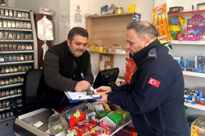 ÇİFTLİKKÖY’DE MARKETLER DENETLENDİ