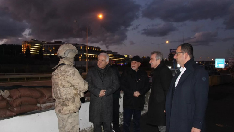 CHP HEYETİNDEN YENİ YILDA ANLAMLI ZİYARETLER