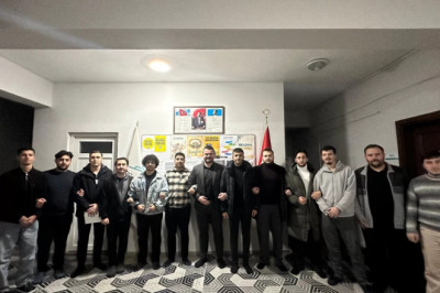 BAŞKAN CANER, ÖĞRENCİLERLE BİR ARAYA GELDİ