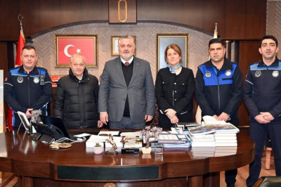 Yalova Belediyesi Zabıta Personeli Terfi Sevinci Yaşadı