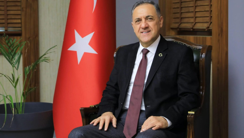 BİR VALİ İKİ ŞEHİR