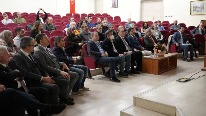 AL DARDARİ YALOVA ÜNİVERSİTESİ’NDE KONUŞTU