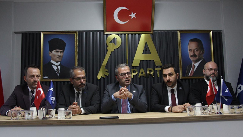 Anahtar Partisi Genel Başkan Yardımcısı Prof. Dr. Yalçın, Yalova’da Konuştu