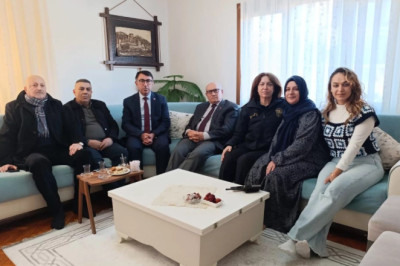 ŞEHİT POLİS KÜLÜNK’ÜN AİLESİNE ZİYARET