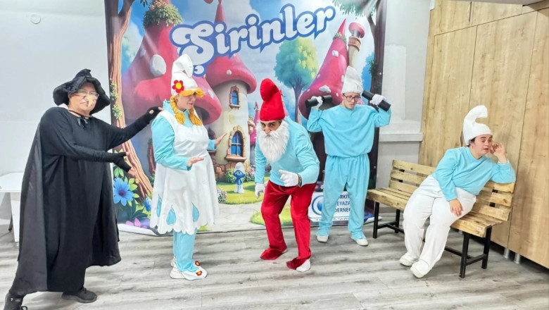 ÇOCUKLARA TİYATRO ŞÖLENİ