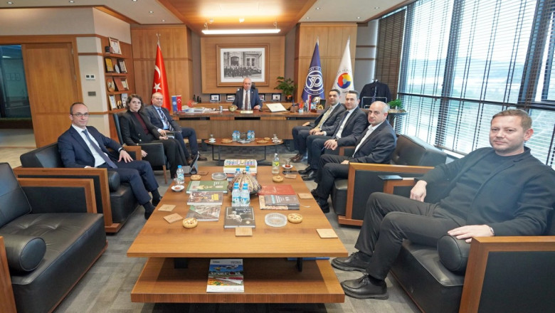 YAPI KREDİ BANKASI YETKİLİLERİNDEN YTSO’YA ZİYARET