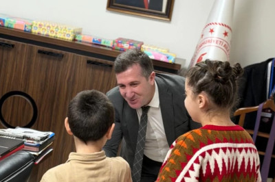 ÇOCUKLARDAN ARİF LAÇİN’E SÜRPRİZ ZİYARET