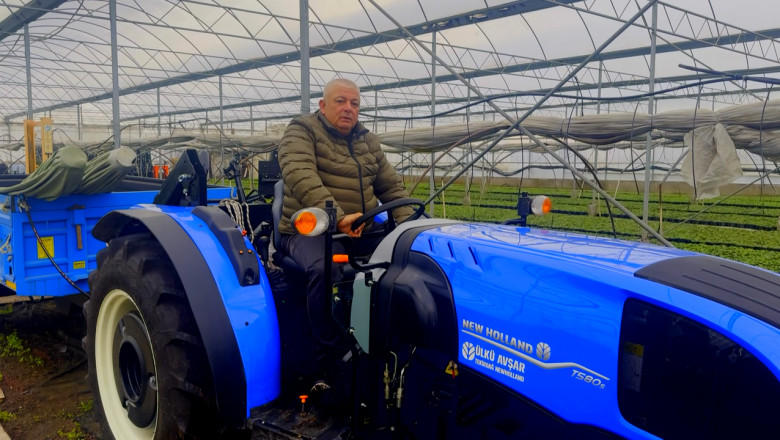 Yalova’da Park Halindeki Traktöre Otoyol Şoku