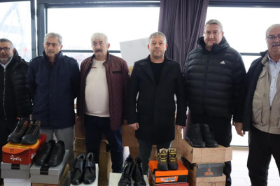 Yalova’da 400 Ayakkabı Çocukların Yüzünü Güldürdü