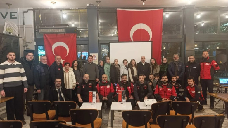 ÇINARCIK’TA AFET FARKINDALIK EĞİTİMİ DÜZENLENDİ