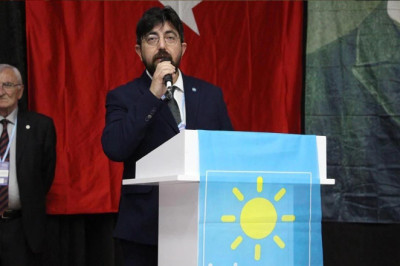 Çandır’dan Miting Yorumu: “Yalova’nın Sorunlarını Bıraktılar, Otobüs Plakalarına Odaklandılar!”