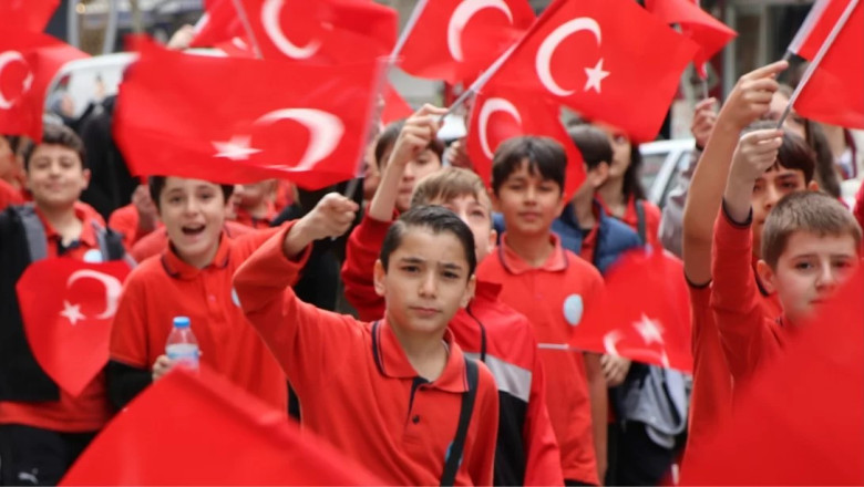 BAYRAK TÖRENİ YARIN GERÇEKLEŞTİRİLECEK