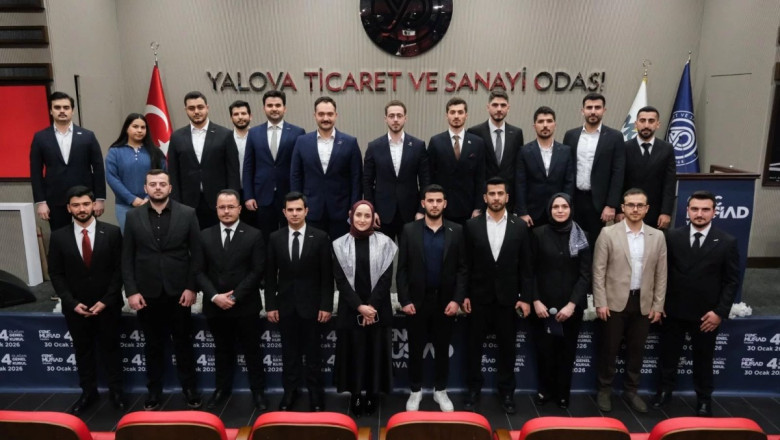 ‘KÖKLERİNE BAĞLI VİZYONU GENİŞ BİR AİLEYİZ’