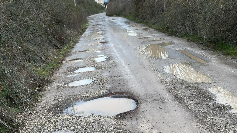 Yalovalı Vatandaşlar Soruyor; “Bu Yol Ne Zaman Yapılacak?”
