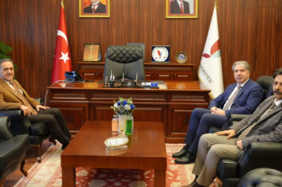 VALİ USTA’DAN REKTÖR BAHÇEKAPILI’YA İADE-İ ZİYARET